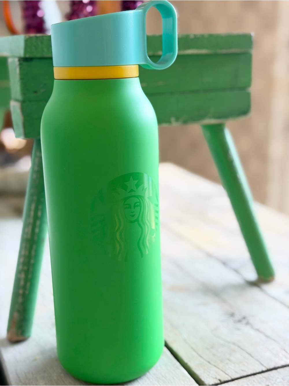 Starbucks GREEN Limited Edition Stainless Steel Water Bottle. Summer 2025 | 32oz